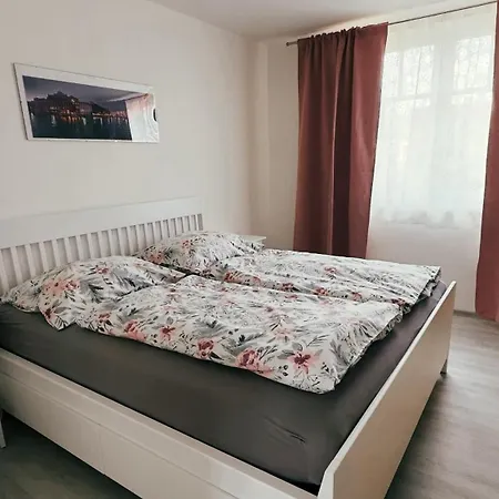 Dvoupokojovy Frymburk